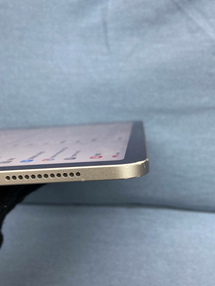 螢幕刮傷 Apple iPad Air 6 128G M2 2024 Air6 11吋蘋果平板WIFI版 灰色