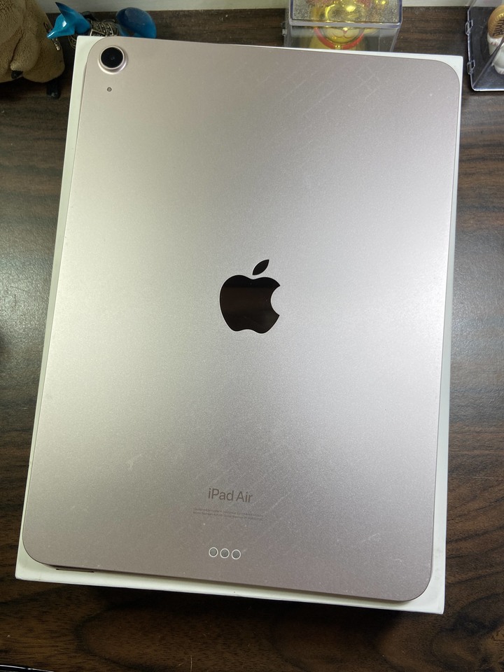 Apple IPad Air 5 64G Air5 二手10.9吋蘋果平板 粉色 WIFI版