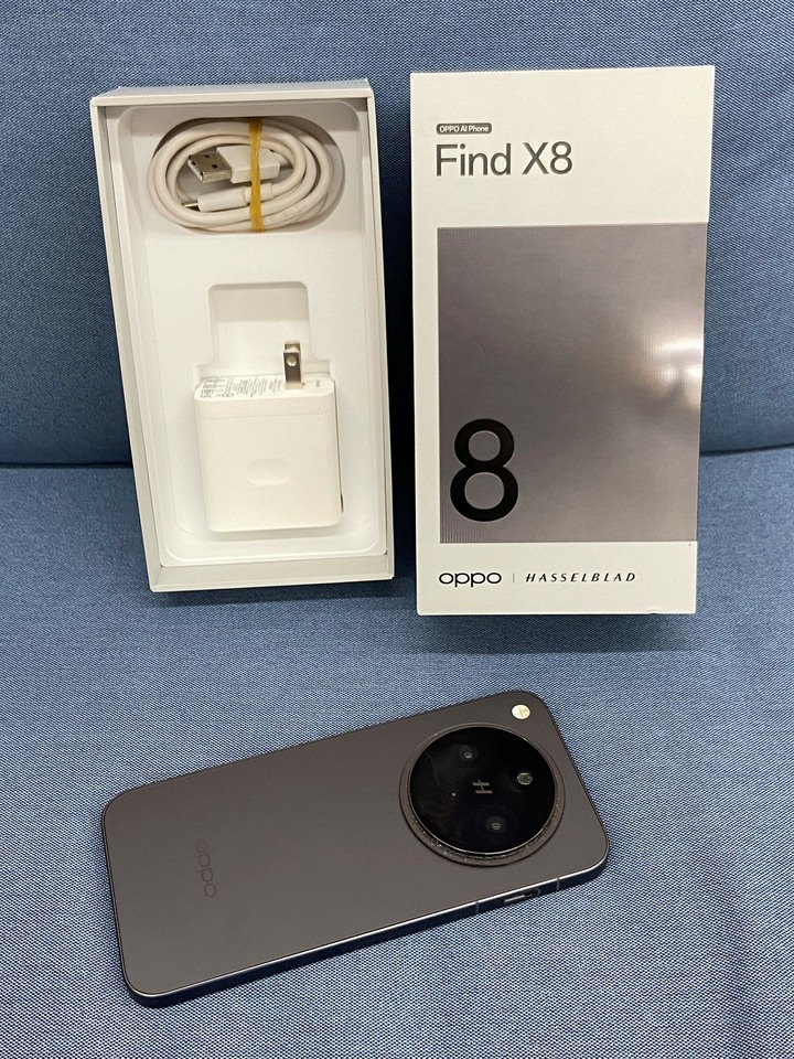OPPO Find X8 12G+256G 二手5G美顏手機 台灣公司貨 黑灰色