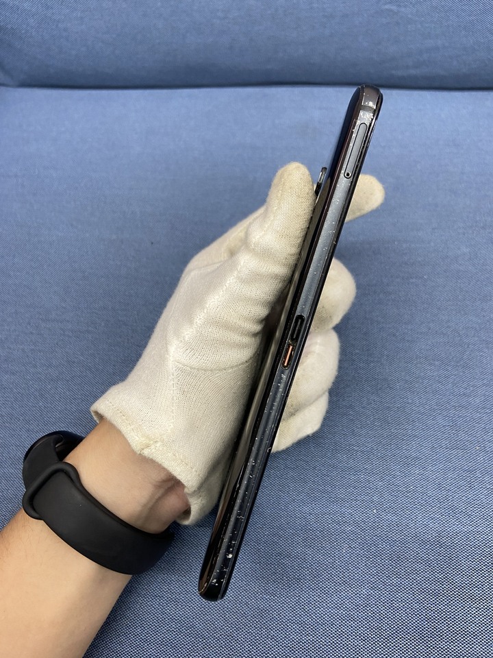(外觀磕碰多)ASUS ROG Phone 3 5G 12+512G 二手華碩電競手機 Rog phone3