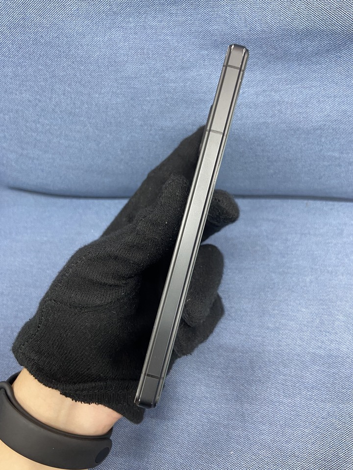 (邊框有明顯科碰)Sony Xperia 5 V 256G 5G第五代 5v二手索尼旗艦拍照手機 黑色