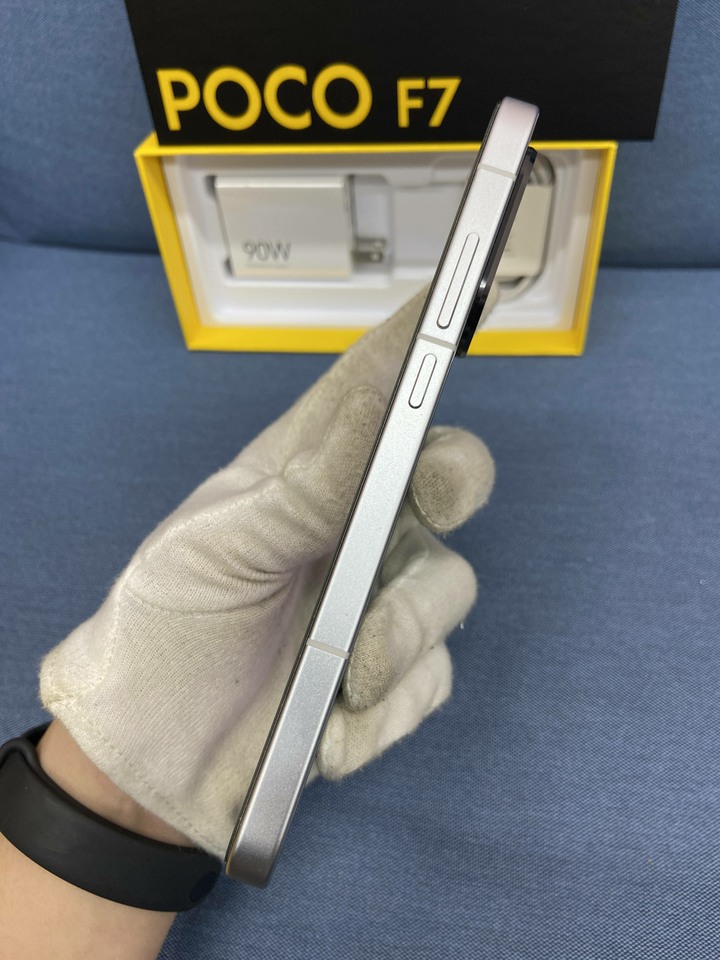 剛買兩年保固長 POCO F7 512G 小米手機 電競手機 大容量 銀色