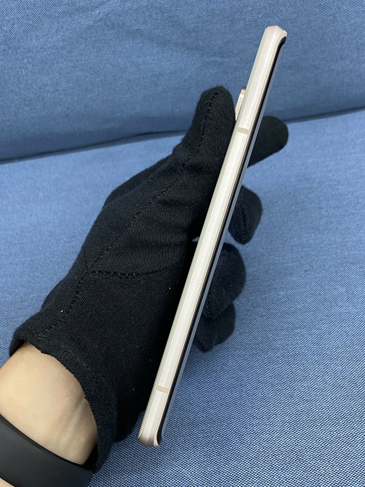 HTC U24 Pro 256G 二手5G宏達電手機 大螢幕米色手機