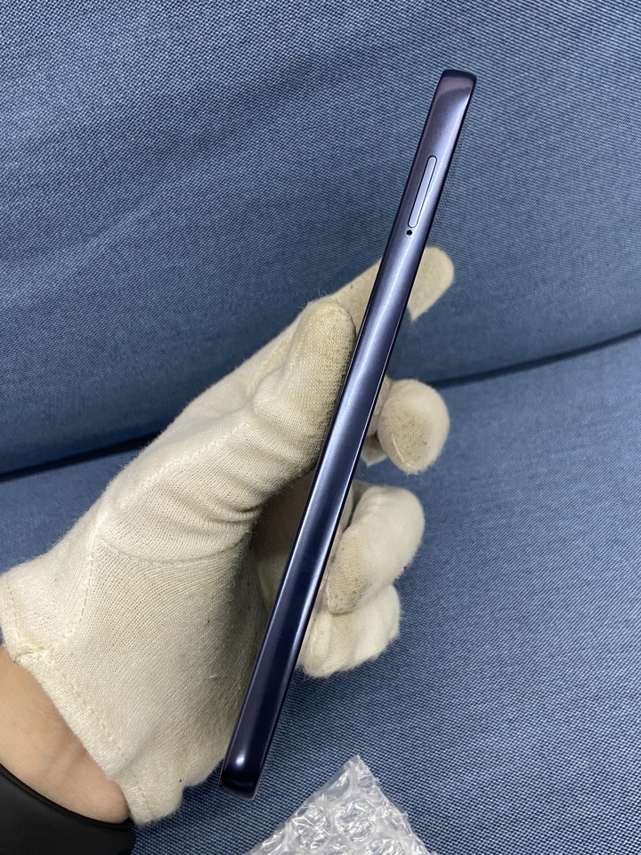 剛買保固長 Motorola G56 8G+128G 5G手機 黑藍色