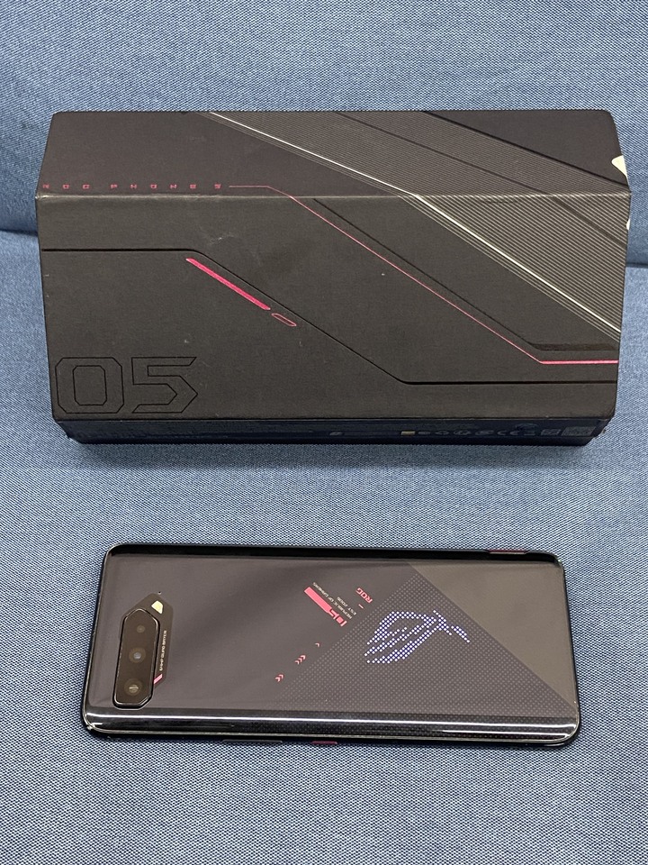 ASUS ROG Phone 5 16G+256G華碩電競手機 二手5G手機 Phone5 第五代 黑色