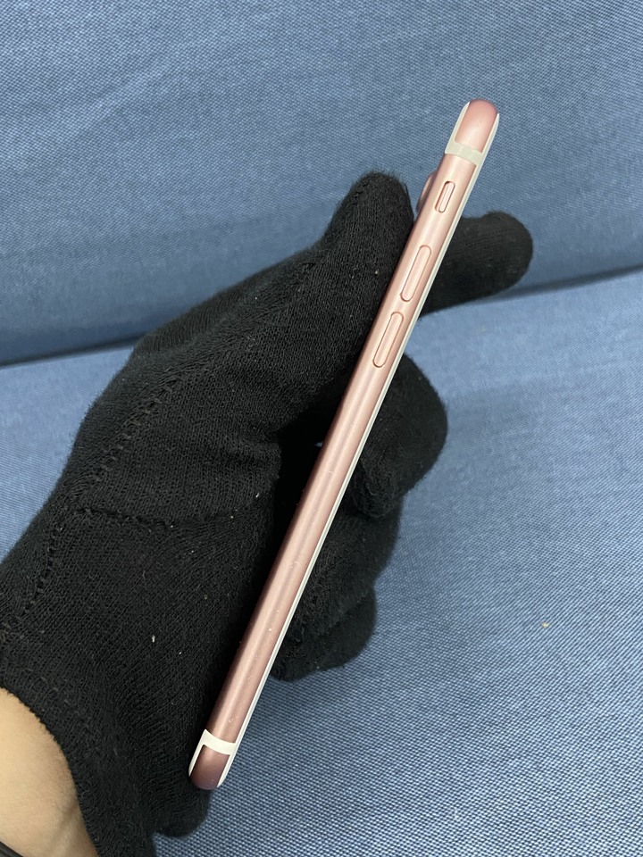 (無WIFI) Apple IPhone7 32G 二手4G手機 iPhone 7 二手蘋果手機