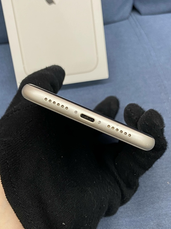 Apple IPhone 11 64G 蘋果手機 二手手機 IPhone11 白色 DX3DM