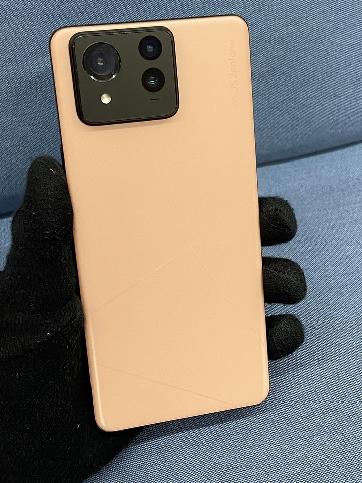 珊瑚粉 ASUS Zenfone 11 ultra 12G+256G 二手華碩5G旗艦手機 Zenfone11