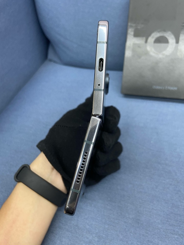(無法攤平)Samsung Z Fold 4 12G+256G 5G二手三星摺疊手機 四代 綠色手機 Fold4 大折