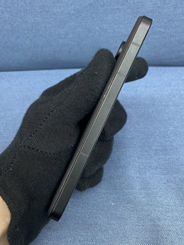 ASUS Zenfone 10 8G+256G 二手華碩5G旗艦手機 黑色 Zenfone10
