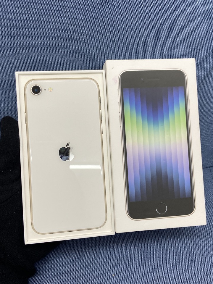 盒裝Apple IPhone SE3 SE 3 64G二手蘋果5G手機 2022 第三代 白色 64055