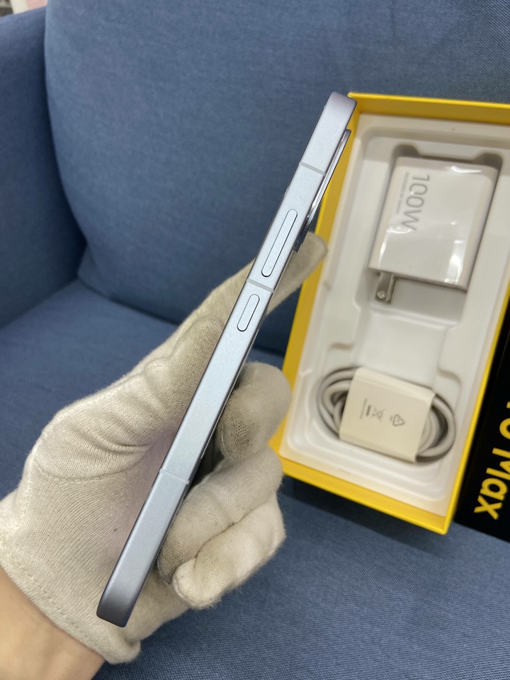 剛買保固長 POCO X8 Pro Max 12G+512G 小米手機 電競手機 大容量 藍色