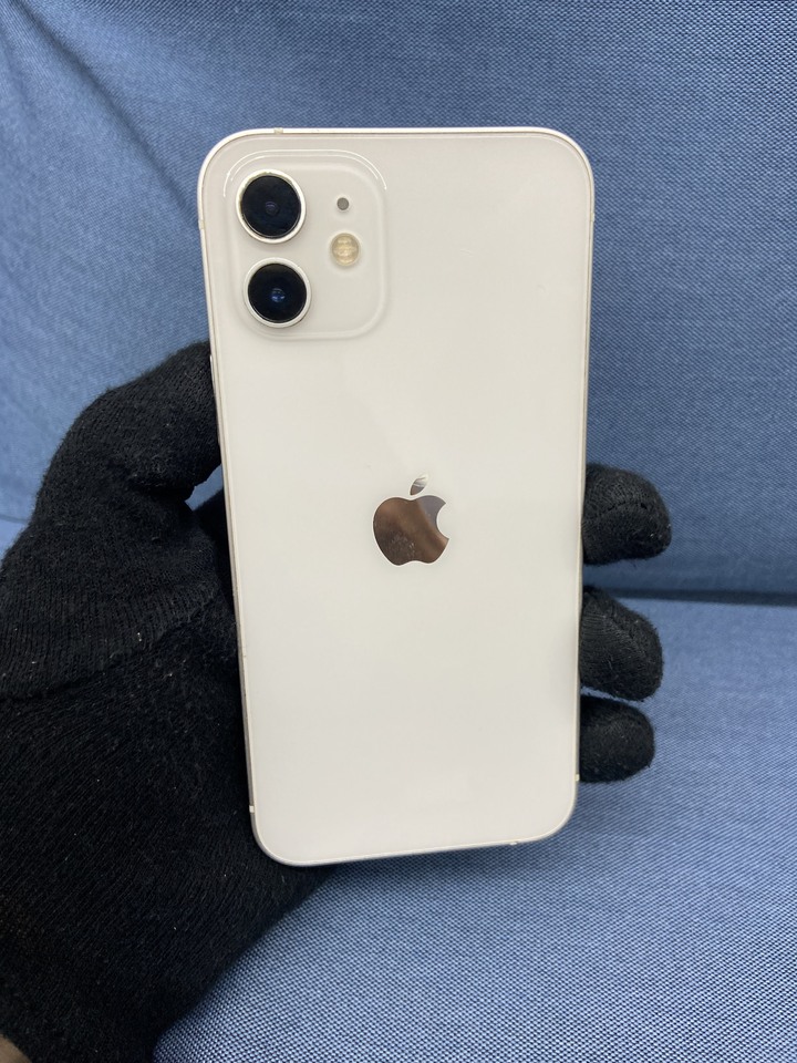 Apple IPhone 12 256G蘋果手機 二手6.1吋手機 白色 IPhone12 FFXF3