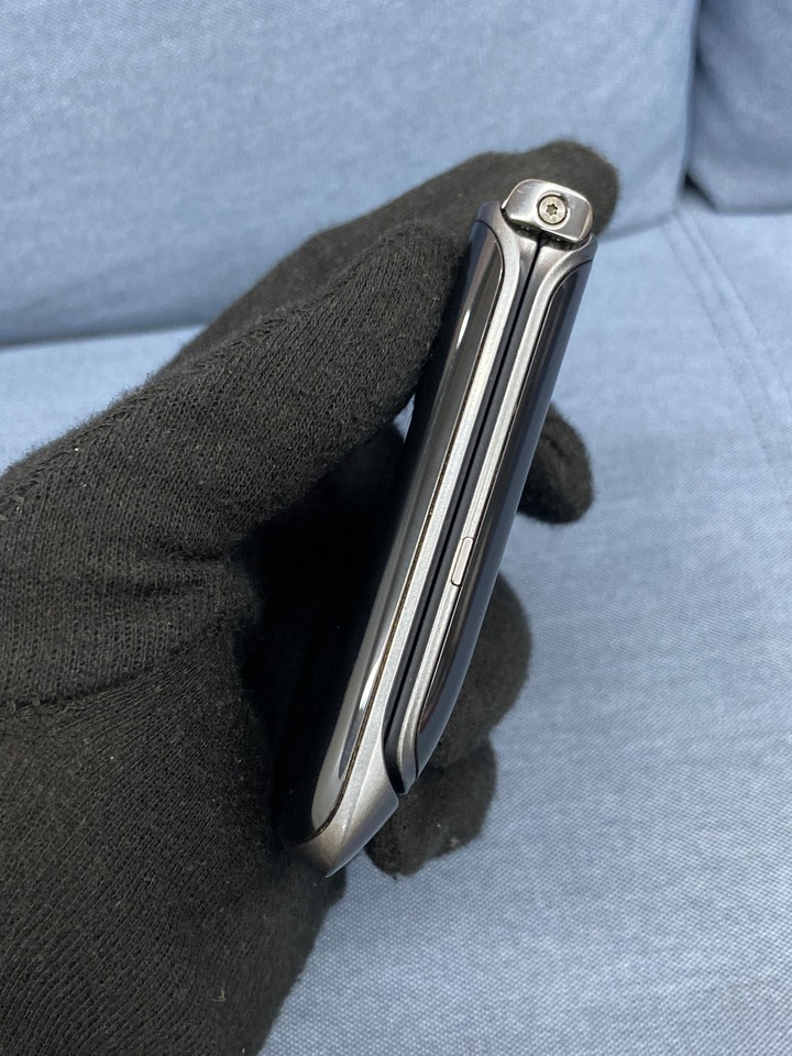 Motorola Moto Razr Flip摺疊手機 razr 40參考