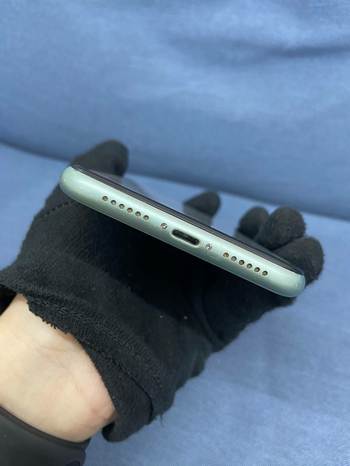 副廠螢幕電池 Apple IPhone 11 128G 二手6.1吋蘋果手機 iPhone11 綠色