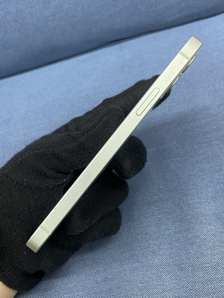 (螢幕黑點)Apple IPhone 12 128G 二手蘋果手機 6.1吋 綠色 IPhone12 單機 G6TF31