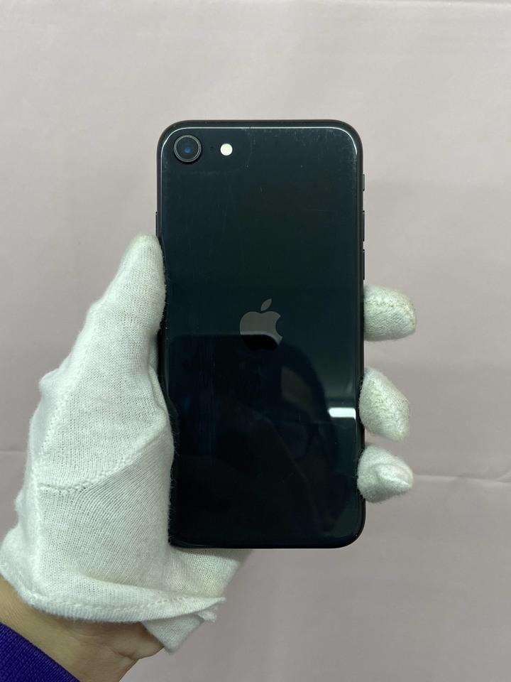 Apple IPhone SE 2 64G 黑色 4.7吋蘋果手機 SE2 單手機 第二代