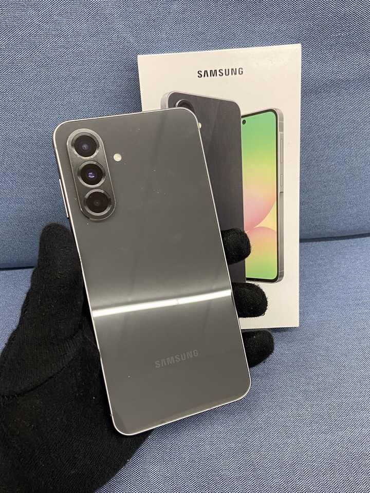 Samsung A56 8G+256G 5G手機 黑色 三星大容量手機 保固內