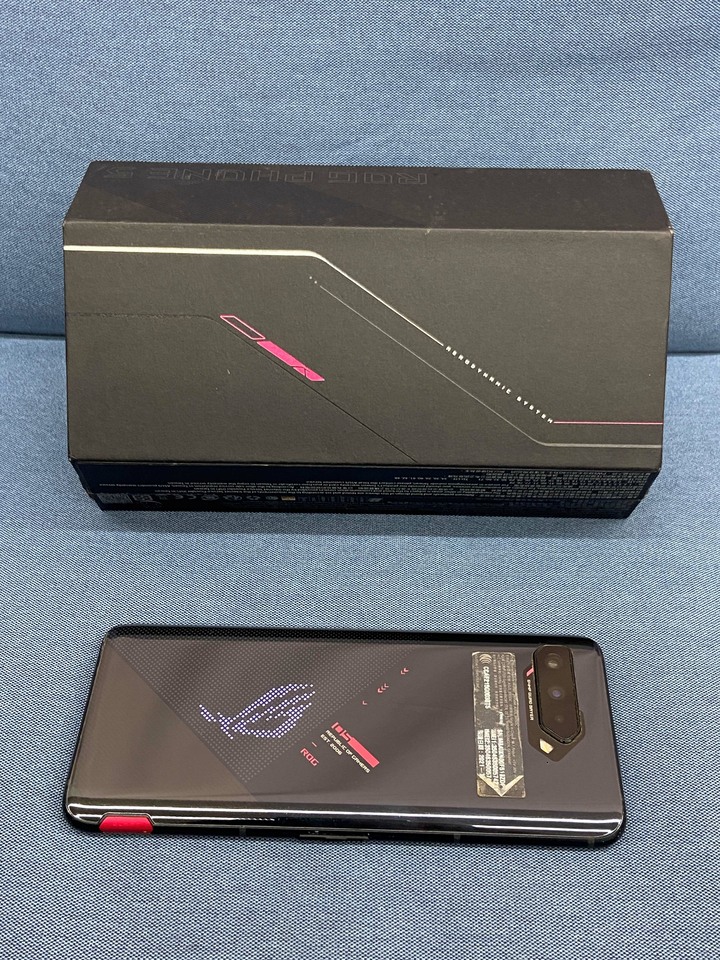 含風扇 ASUS ROG Phone 5S 16G+256G二手華碩電競手機 Rogphone5S