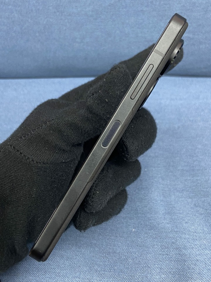 ASUS Zenfone 10 8G+256G 二手華碩5G旗艦手機 黑色 Zenfone10