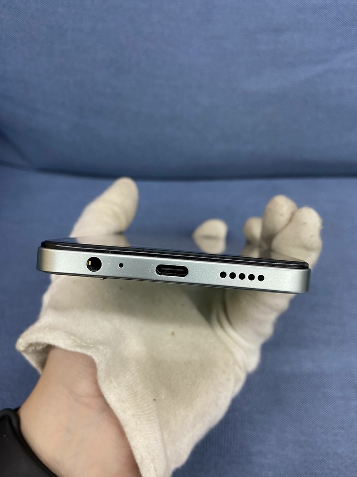 (副廠螢幕 背蓋脫膠) 5G Vivo Y36 8G+256G 二手大容量手機
