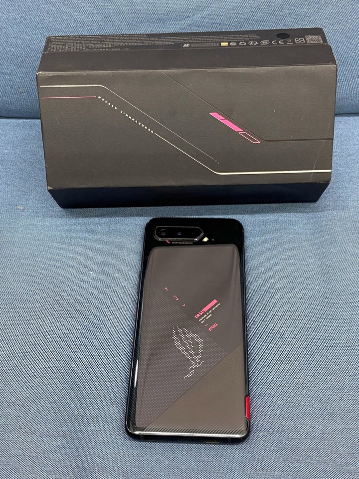ASUS ROG Phone 5 16G+256G華碩電競手機 二手5G手機 Phone5 第五代