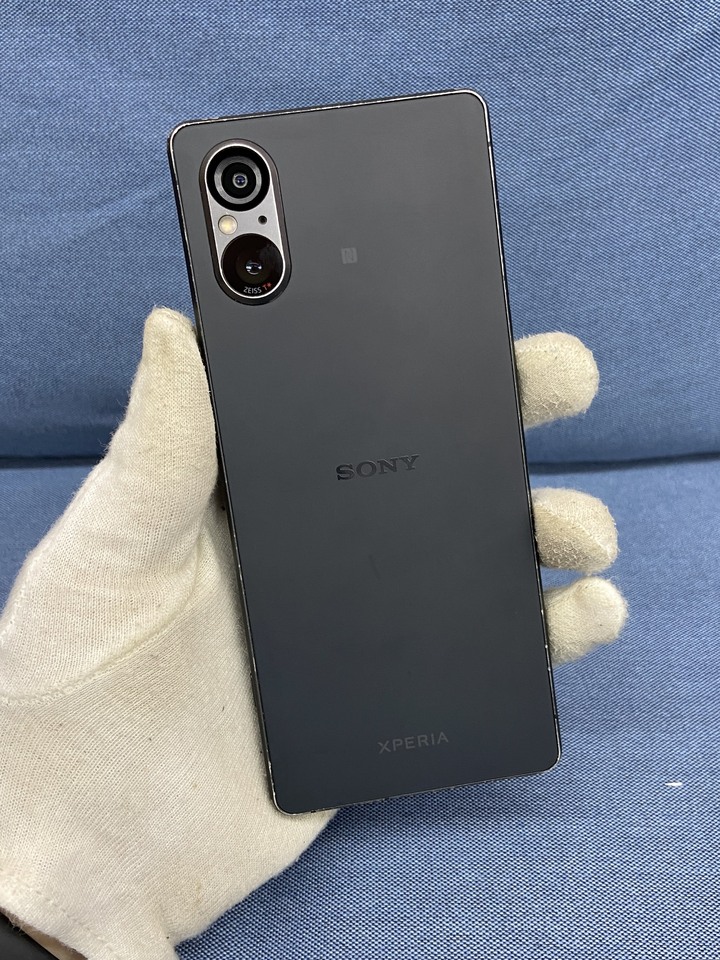 (邊框有明顯科碰)Sony Xperia 5 V 256G 5G第五代 5v二手索尼旗艦拍照手機 黑色