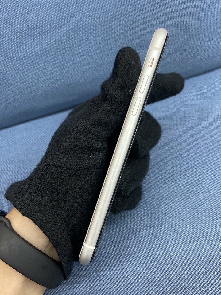 Apple IPhone XR 128G 白色 二手6.1吋蘋果手機