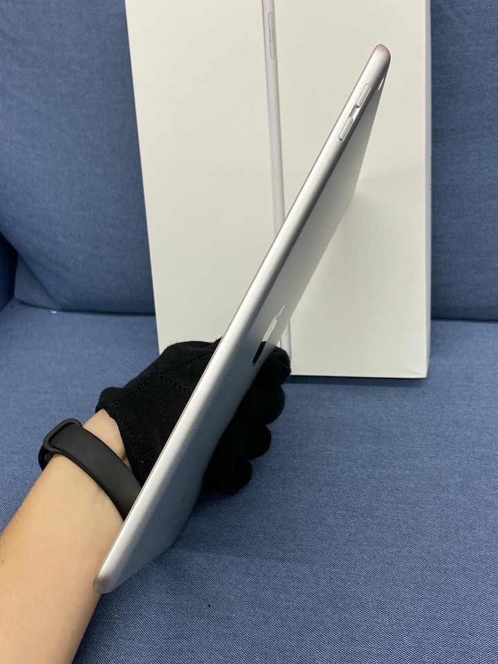 低版本 Apple IPad 6 128G 2018 9.7吋 WIFI版二手蘋果大螢幕平板電腦 ipad6