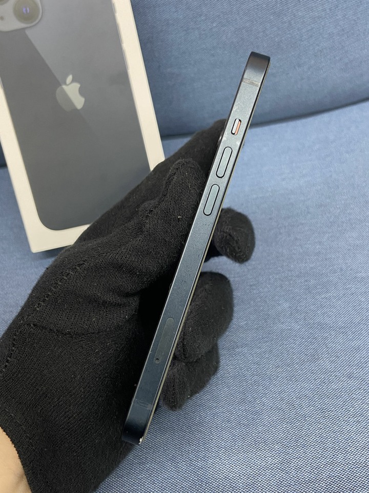Apple IPhone 13 128G 6.1吋蘋果手機 黑藍色 IPhone13