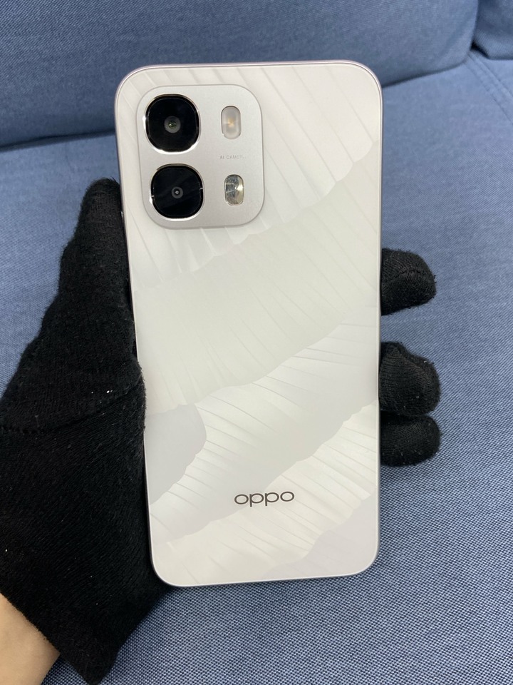 保固內 OPPO A6s 8G+256G 美顏5G手機 白色
