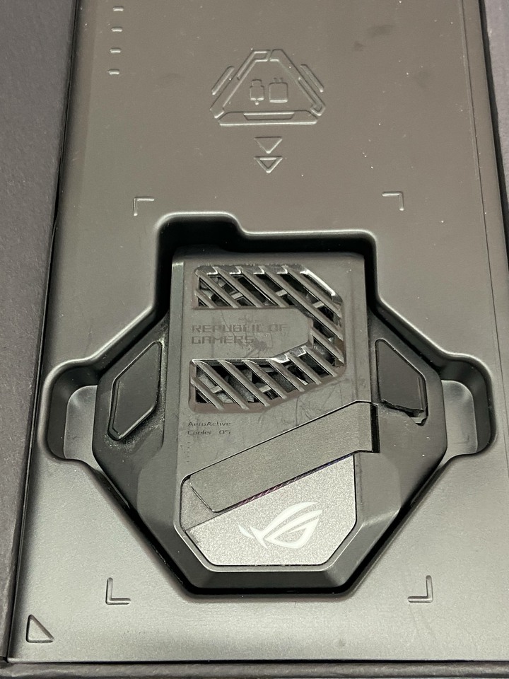 ASUS ROG Phone 5 16G+256G華碩電競手機 二手5G手機 Phone5 第五代