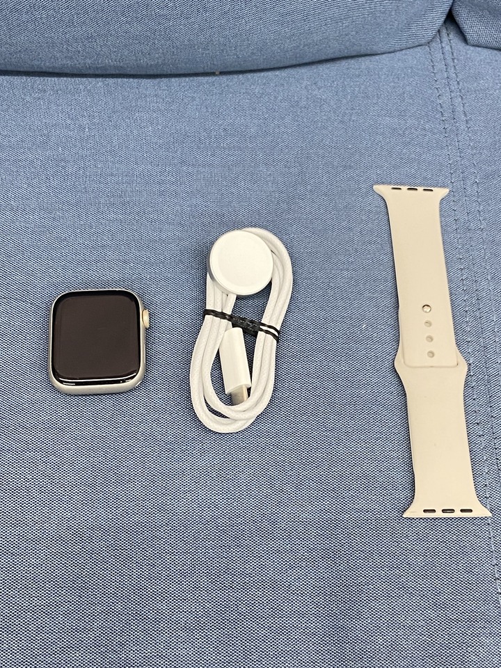 Apple Watch S7 Series 7 Series7 GPS 45mm蘋果手錶 大顆 星光色