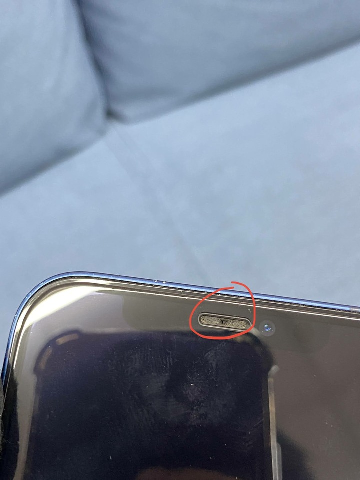 Apple IPhone 12 64G蘋果手機 二手6.1吋手機 藍色 IPhone12 聽筒網破洞 但聽筒功能正常