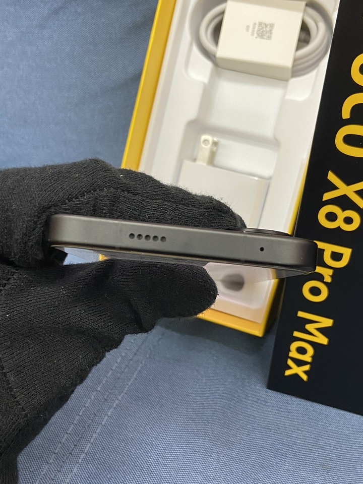 剛買保固長 POCO X8 Pro Max 12G+512G 小米手機 電競手機 大容量 黑色