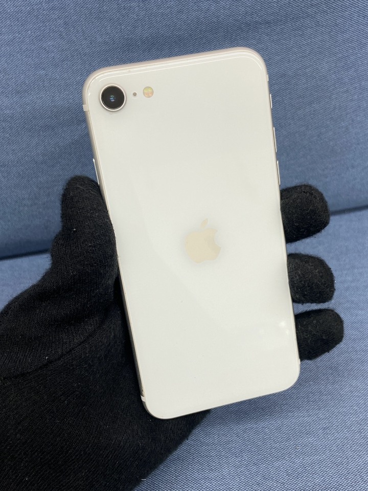 螢幕有線 Apple IPhone SE 2 SE2 64G 二手蘋果4G手機 白色 電池77%