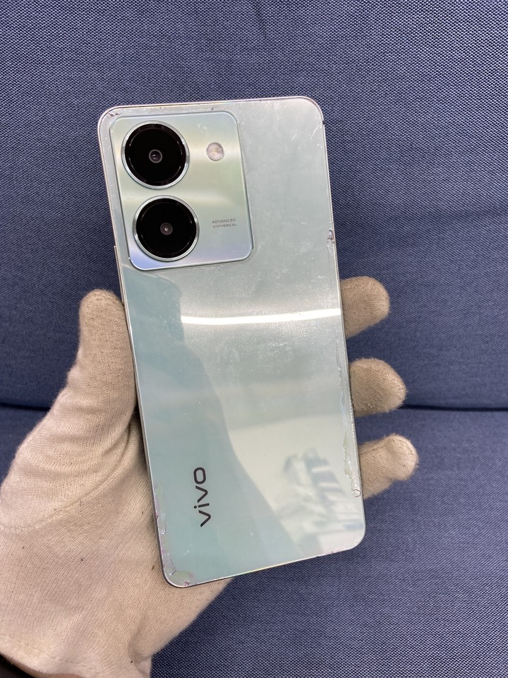 (副廠螢幕 背蓋脫膠) 5G Vivo Y36 8G+256G 二手大容量手機