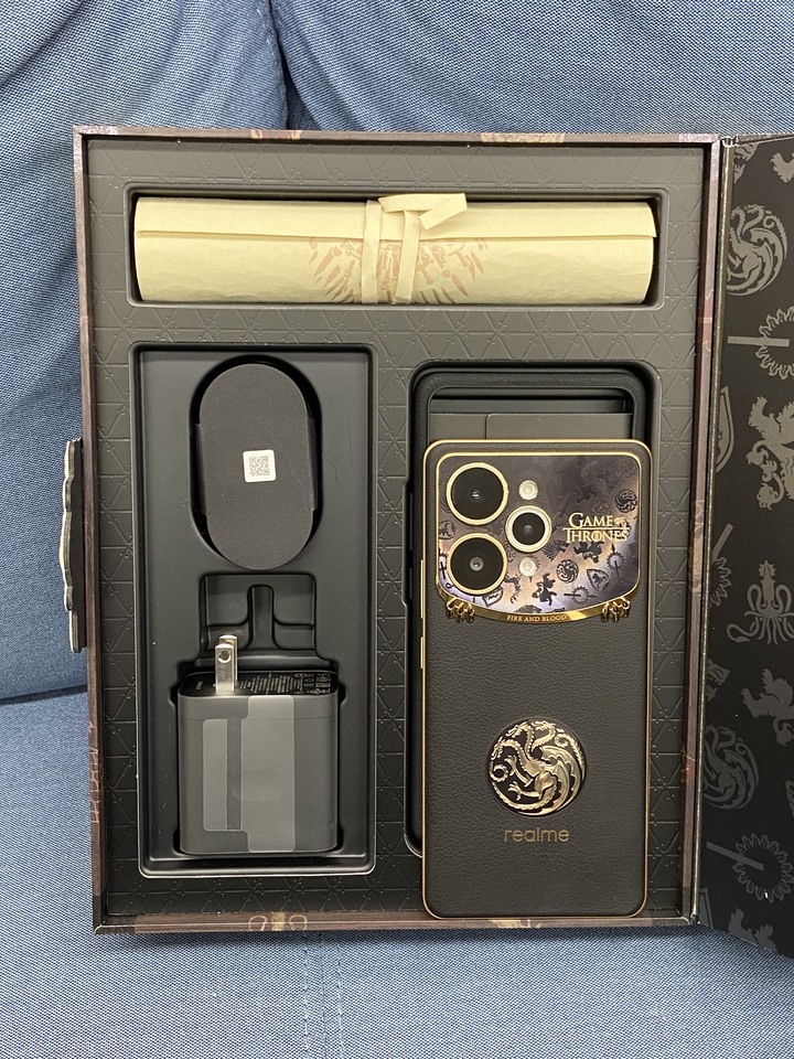 Realme 15 Pro 權力遊戲限量版(12G+512G) 5G 智慧型手機 二手 realme15 Pro