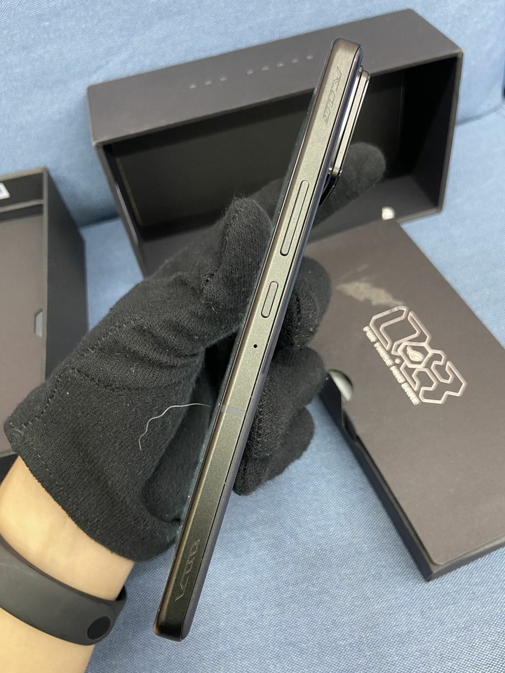 ASUS華碩ROG Phone 8 16/512G ROG8 電競旗艦手機 ROG Phone8 第八代 305217