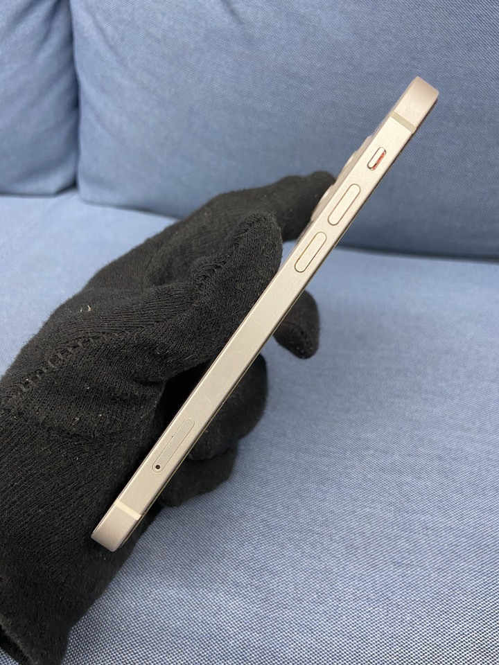 Apple IPhone 12 256G蘋果手機 二手6.1吋手機 白色 IPhone12 FFXF3
