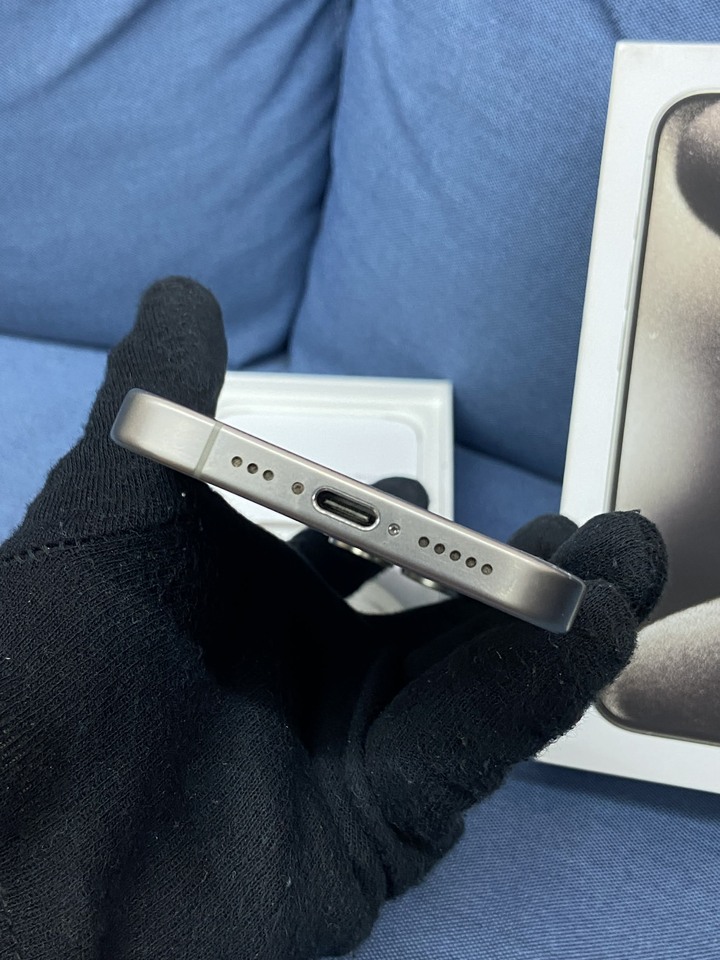 Apple IPhone 15 Pro 128G 二手蘋果手機IPhone15 Pro 鈦色 F9CGW4