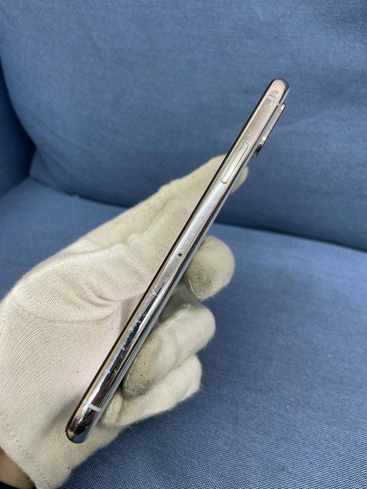 Apple IPhone XS 64G 二手蘋果4G手機 銀色 二手手機