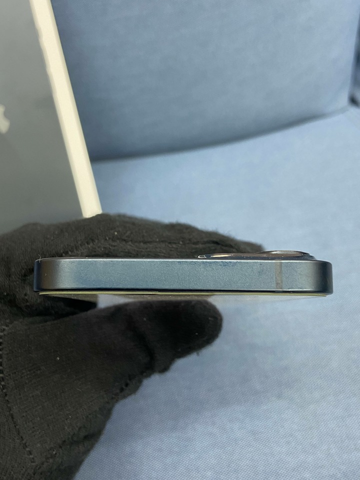 Apple IPhone 13 128G 6.1吋蘋果手機 黑藍色 IPhone13