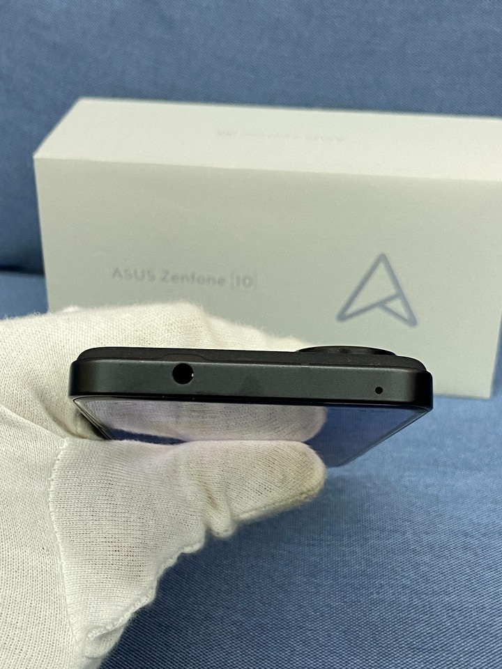 ASUS Zenfone 10 8G+256G 二手華碩5G旗艦手機 黑色 Zenfone10