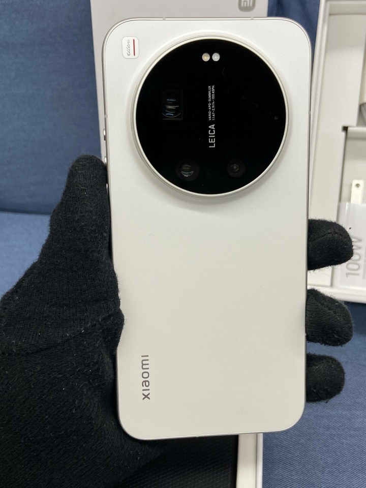 剛買含攝影套件 小米 Xiaomi 17 Ultra 小米手機 電競手機 大容量白色 17u