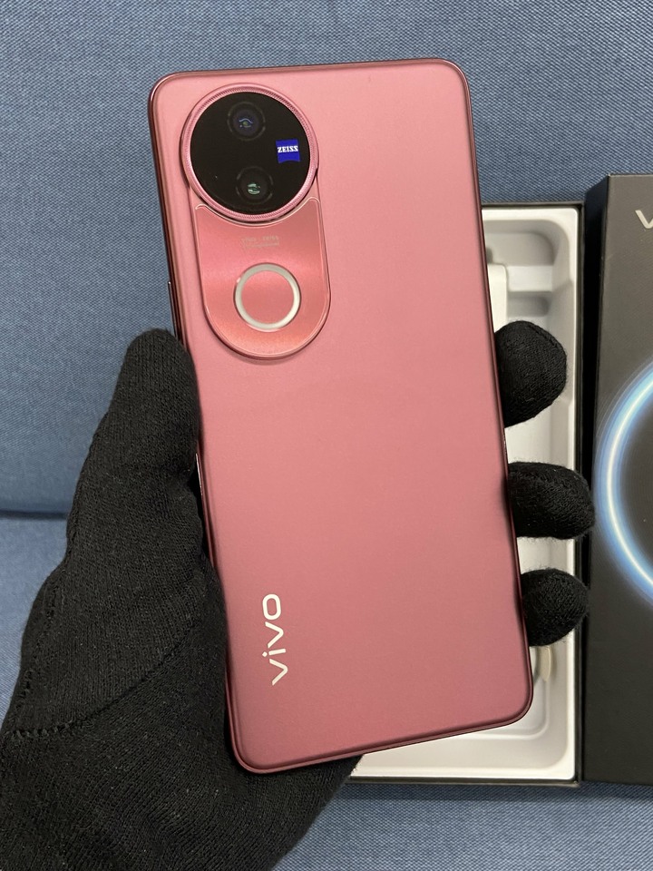 保固內 5G Vivo V50 12G/512G 5G攝影手機 紅色台灣公司貨