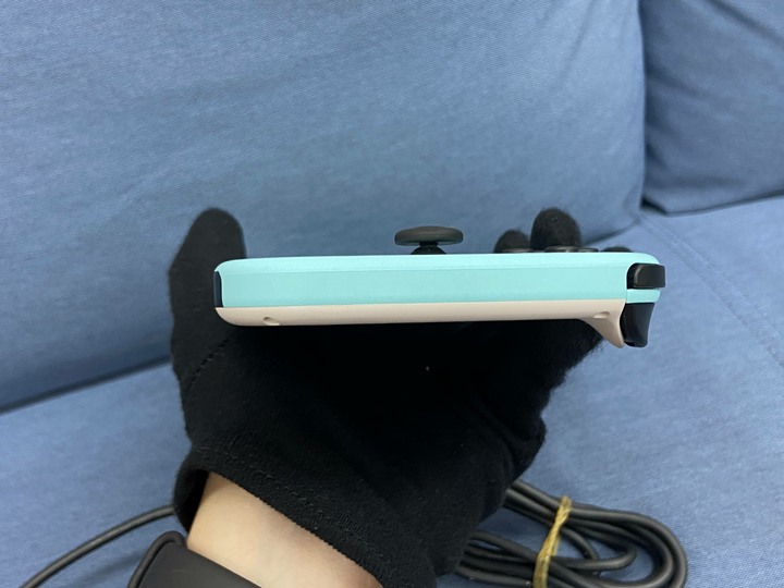 任天堂 Nintendo Switch 一代 台灣公司貨 配件只有充電器
