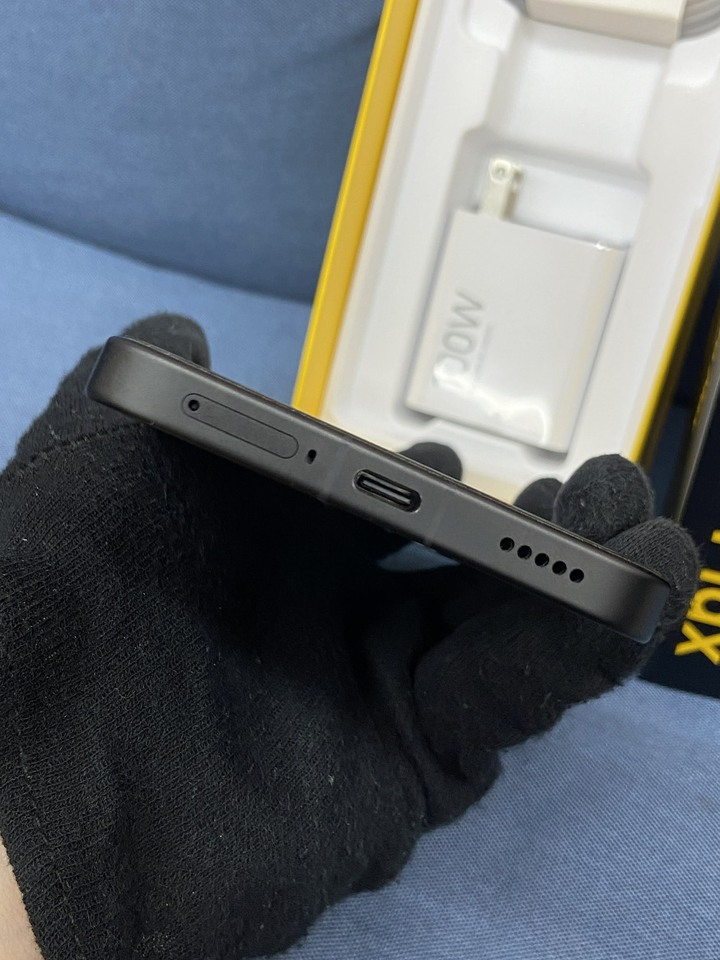 剛買保固長 POCO X8 Pro Max 12G+512G 小米手機 電競手機 大容量 黑色