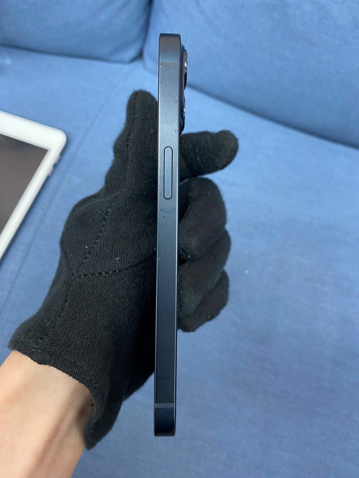 Apple IPhone 13 128G 6.1吋蘋果手機 黑藍色 IPhone13