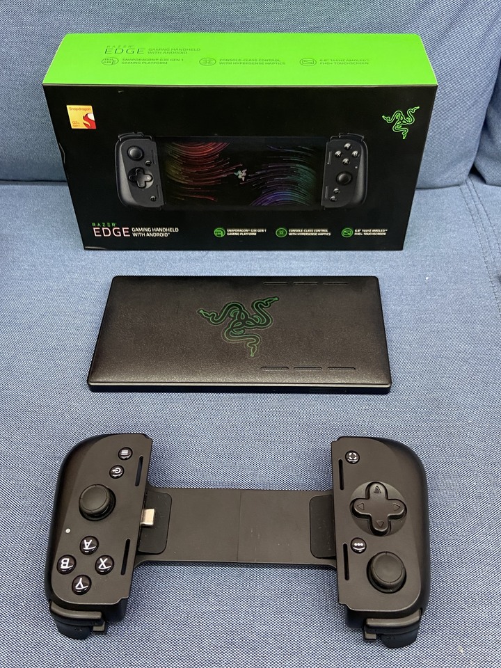 Razer Edge雷蛇 (128GB/FHD/觸控電競掌機) (WIFI版) 小平板